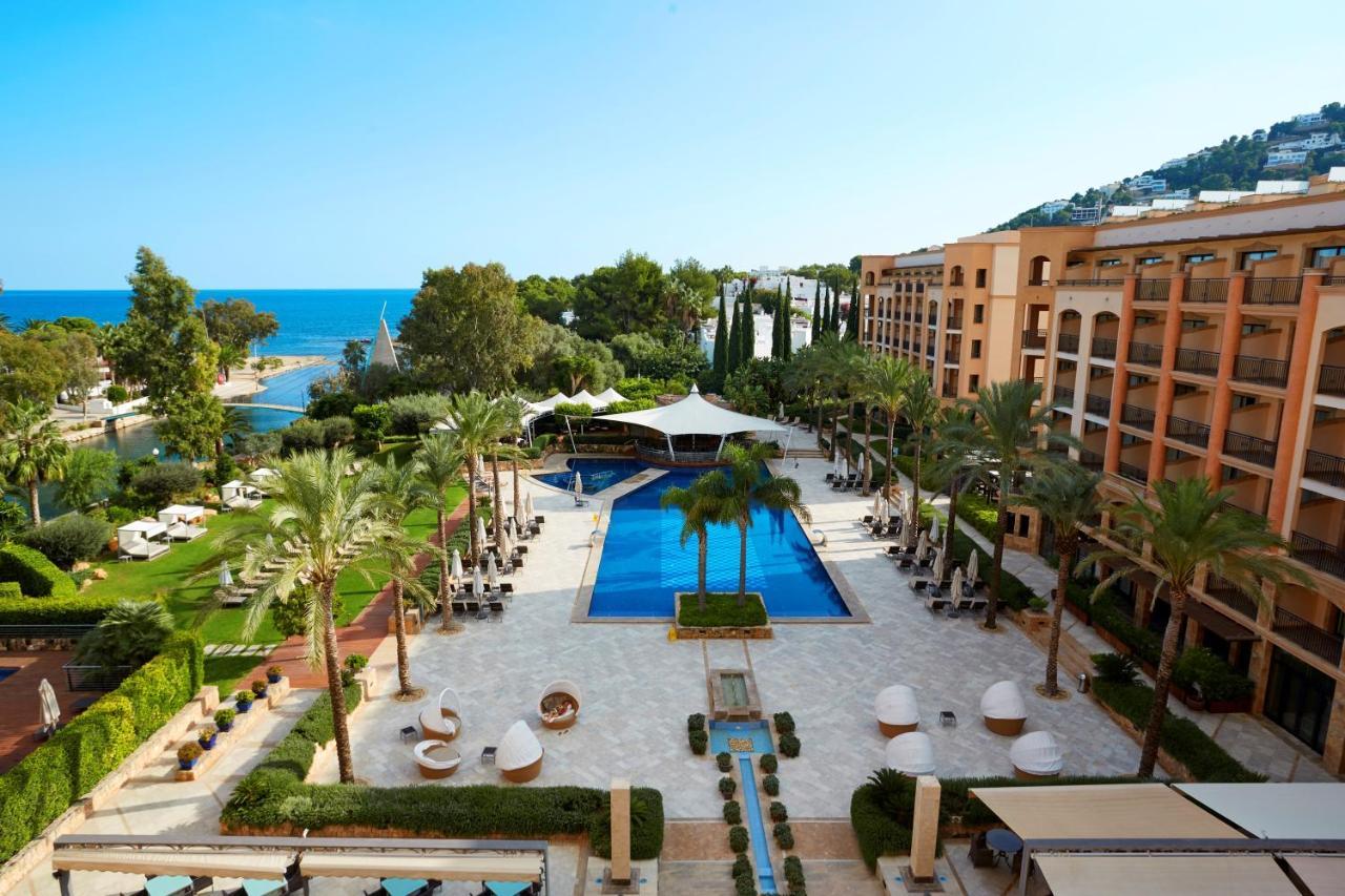 Insotel Fenicia Prestige Suites & Spa Santa Eularia des Riu Esterno foto