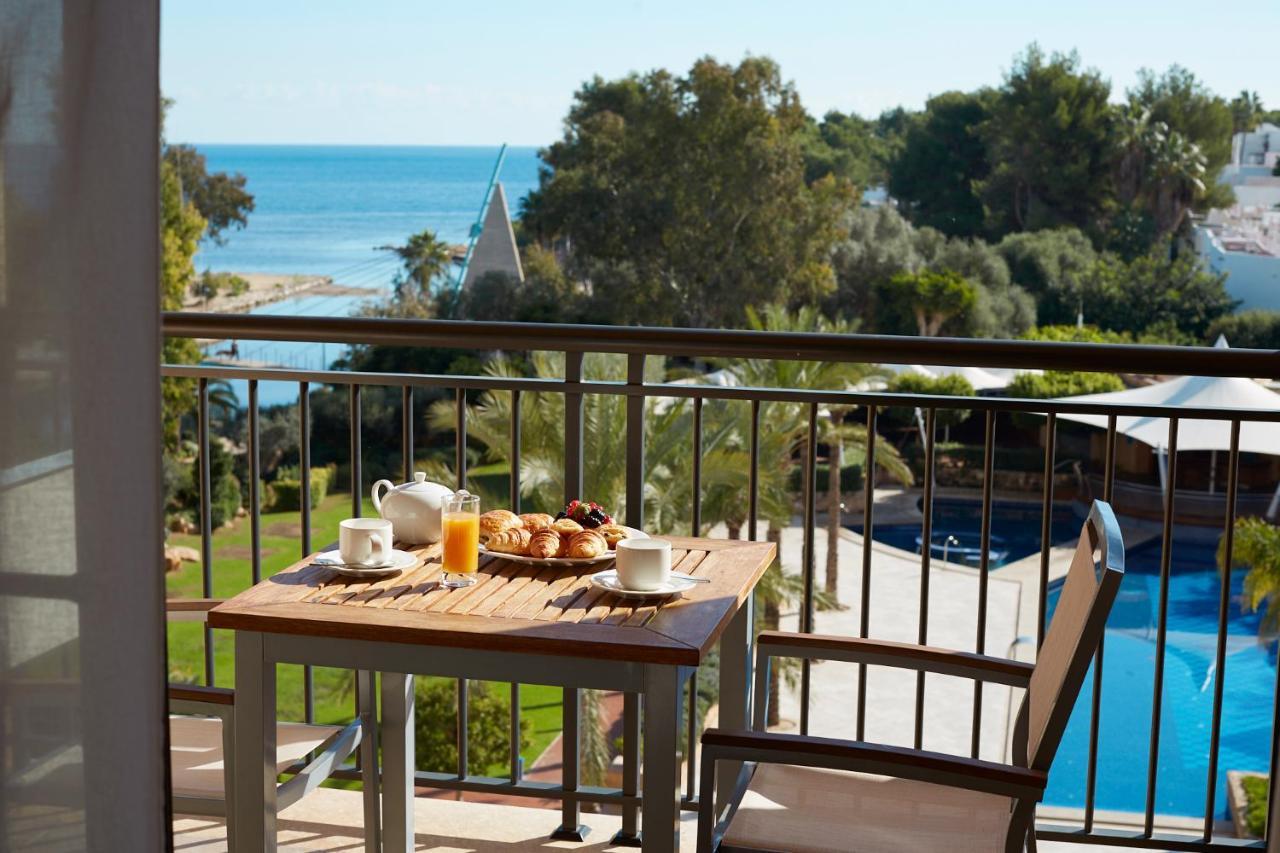 Insotel Fenicia Prestige Suites & Spa Santa Eularia des Riu Esterno foto