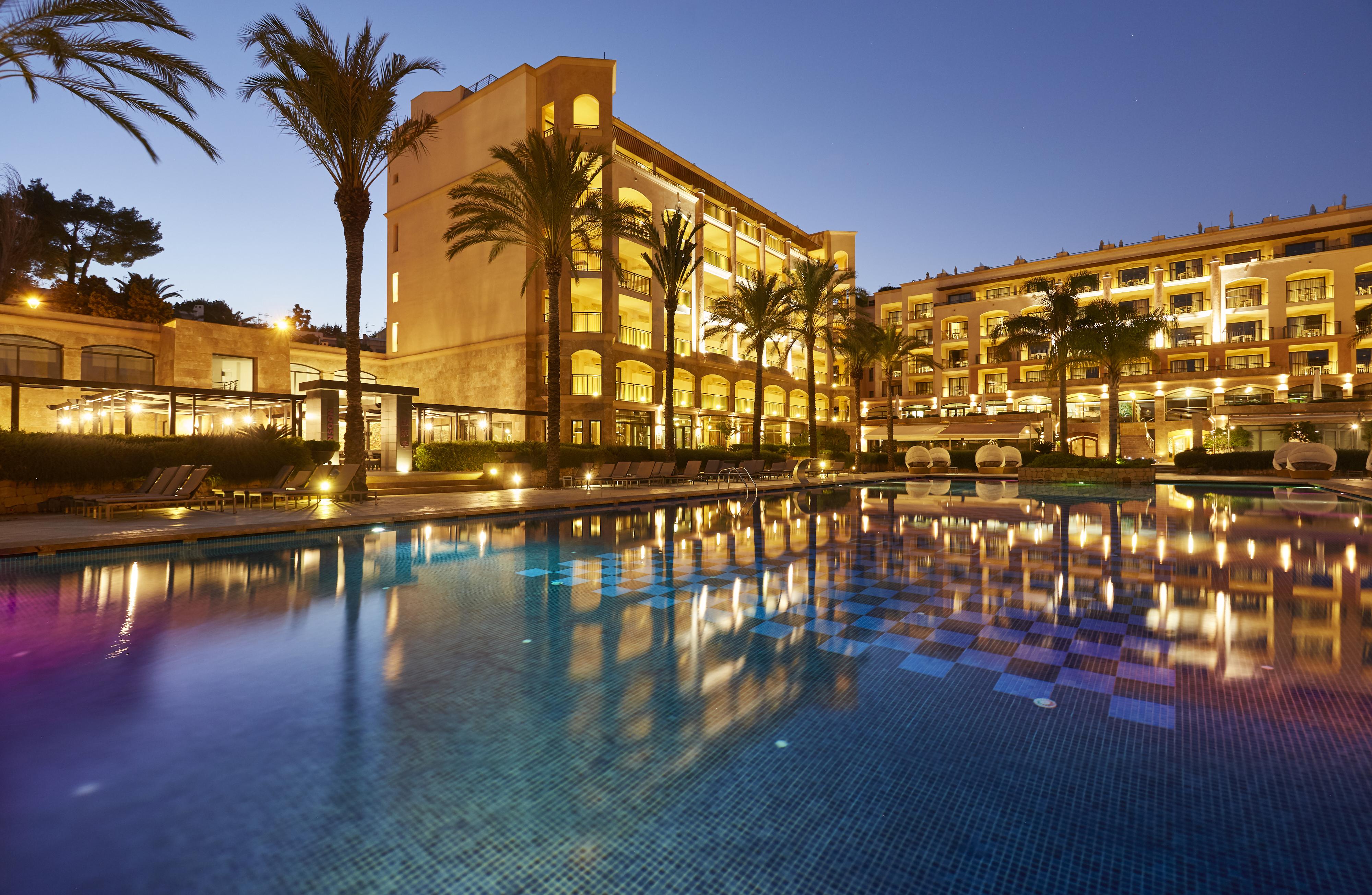 Insotel Fenicia Prestige Suites & Spa Santa Eularia des Riu Esterno foto