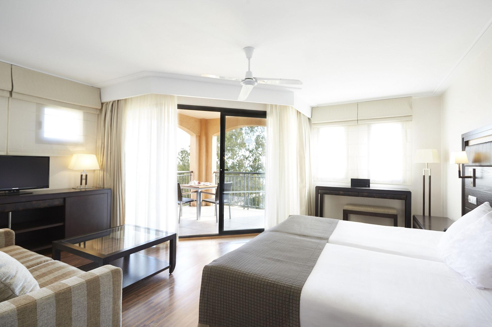 Insotel Fenicia Prestige Suites & Spa Santa Eularia des Riu Esterno foto