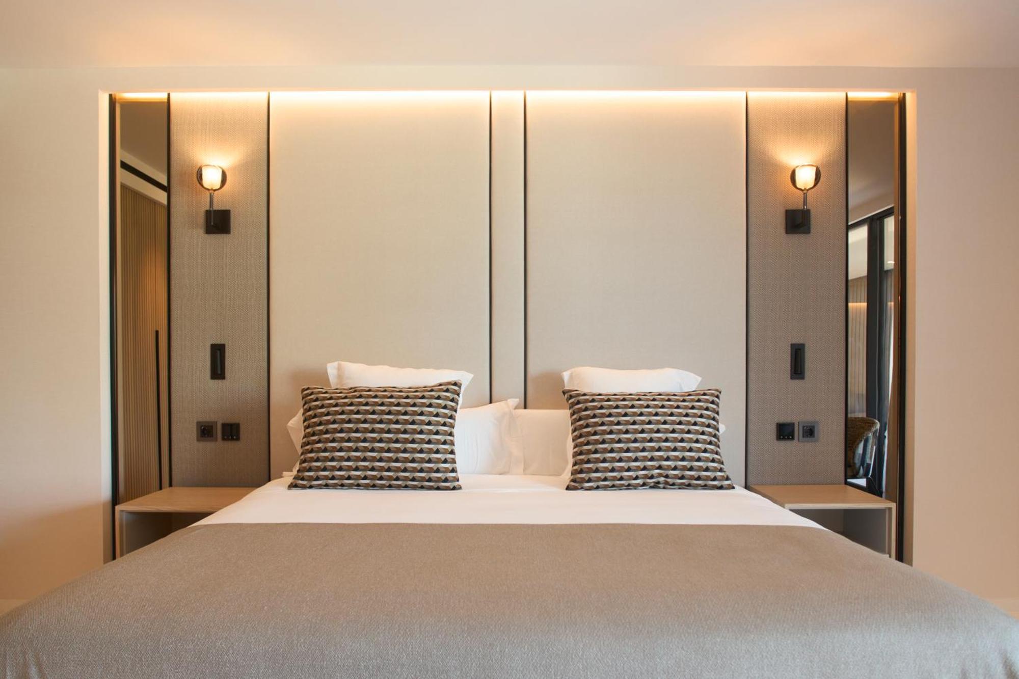 Insotel Fenicia Prestige Suites & Spa Santa Eularia des Riu Esterno foto