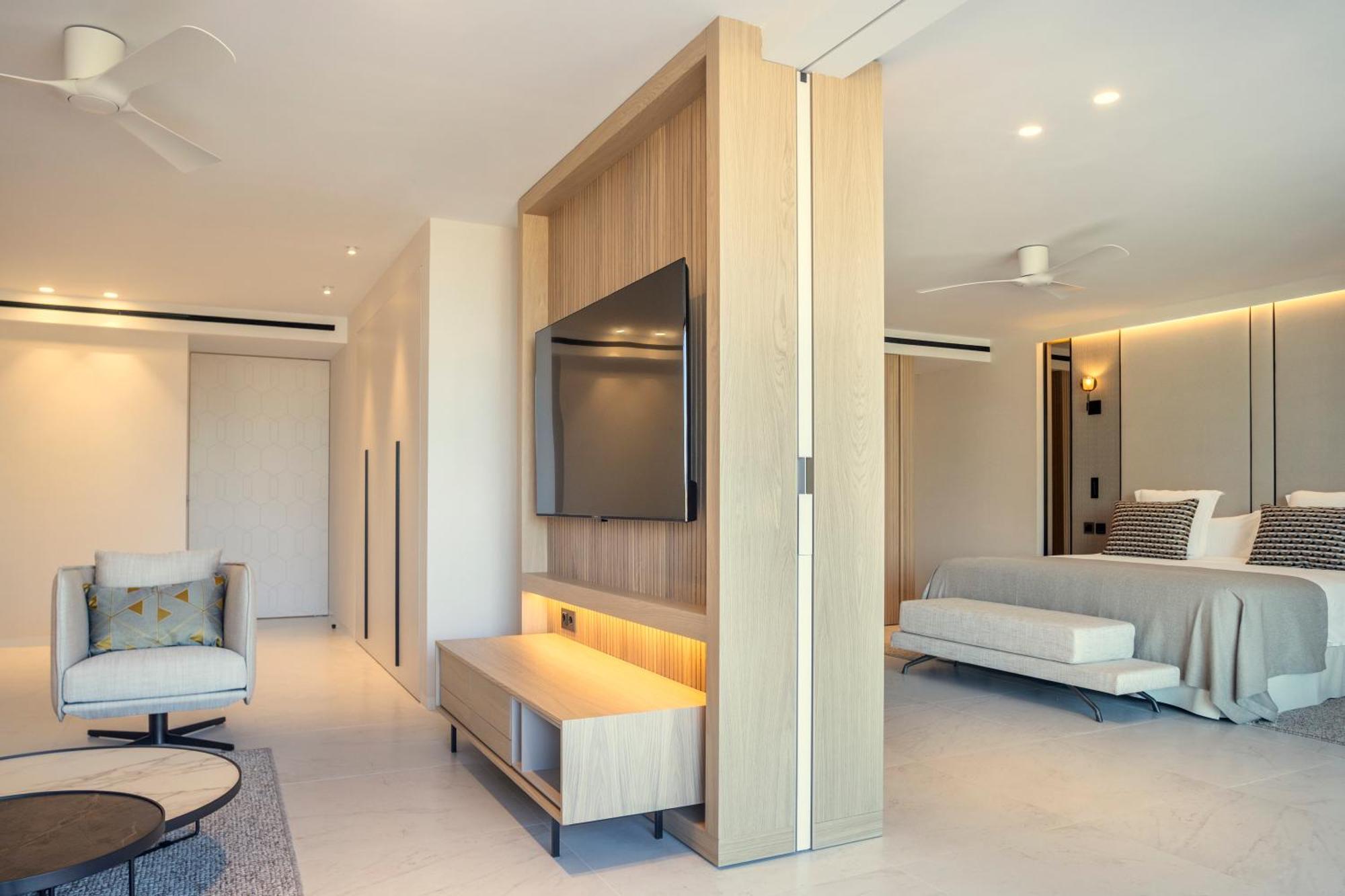Insotel Fenicia Prestige Suites & Spa Santa Eularia des Riu Esterno foto